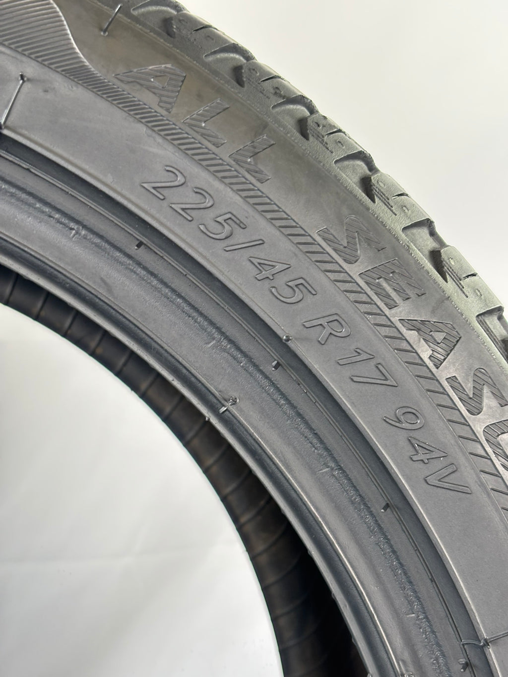 225/45 R17 94V XL Strial AllSeason M+S