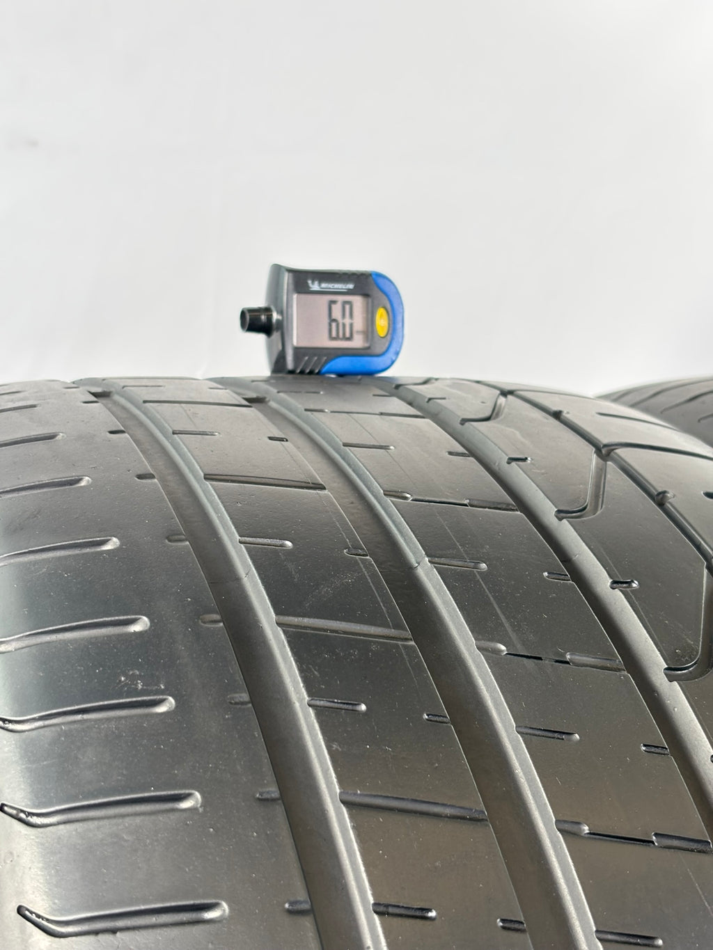 305/30 R20 103Y XL Pirelli Pzero tm N1