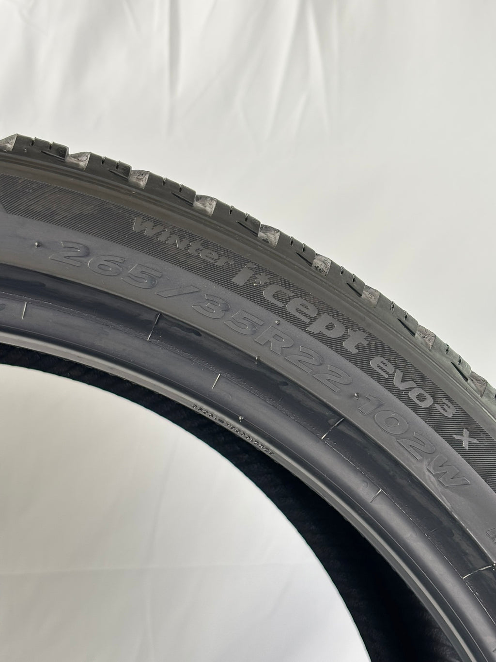 265/35 R22 102W Hankook Winter I*cept evo3 X M+S