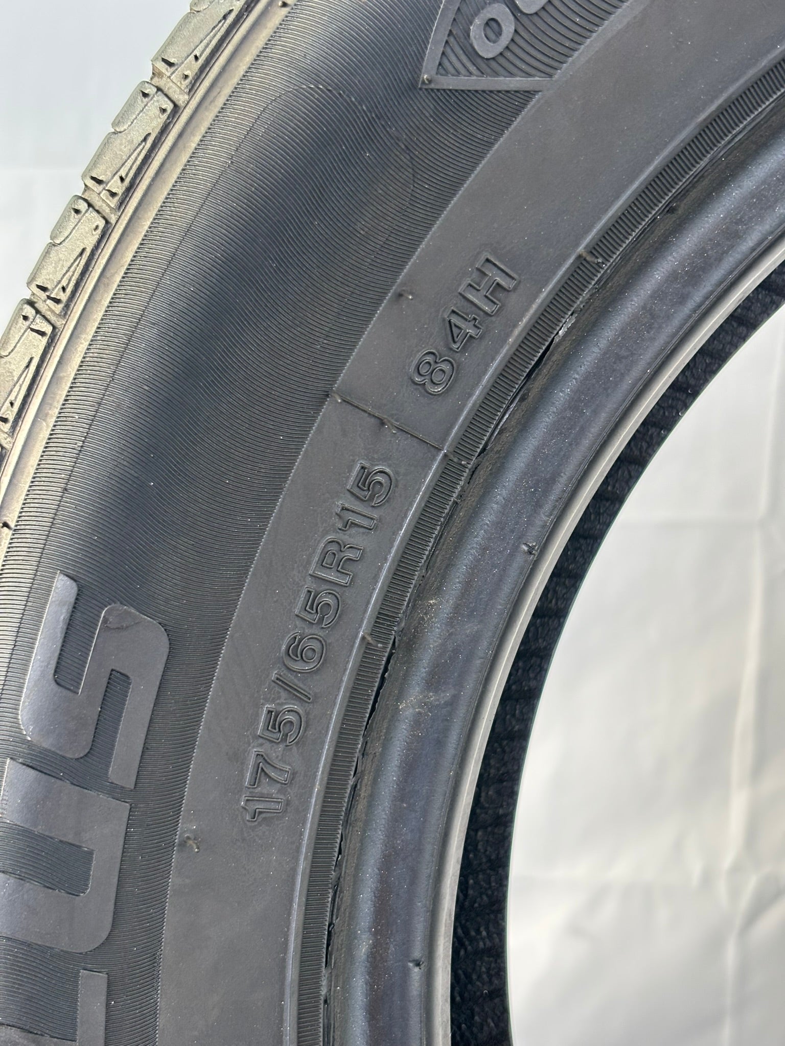 175/65 R15 Aplus A609 M+S