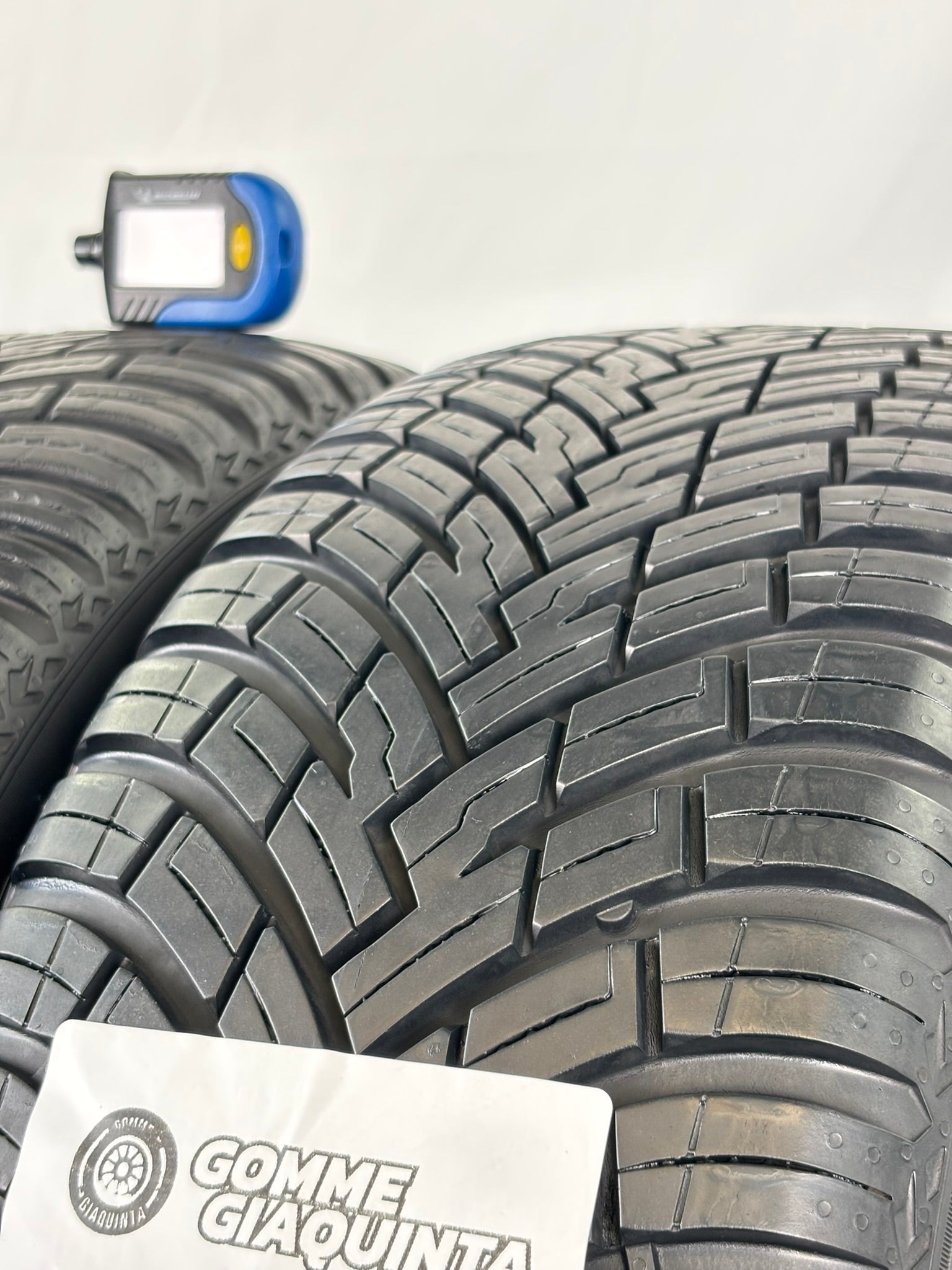 185 60 15 88V Pirelli All Season Cinturato M+S