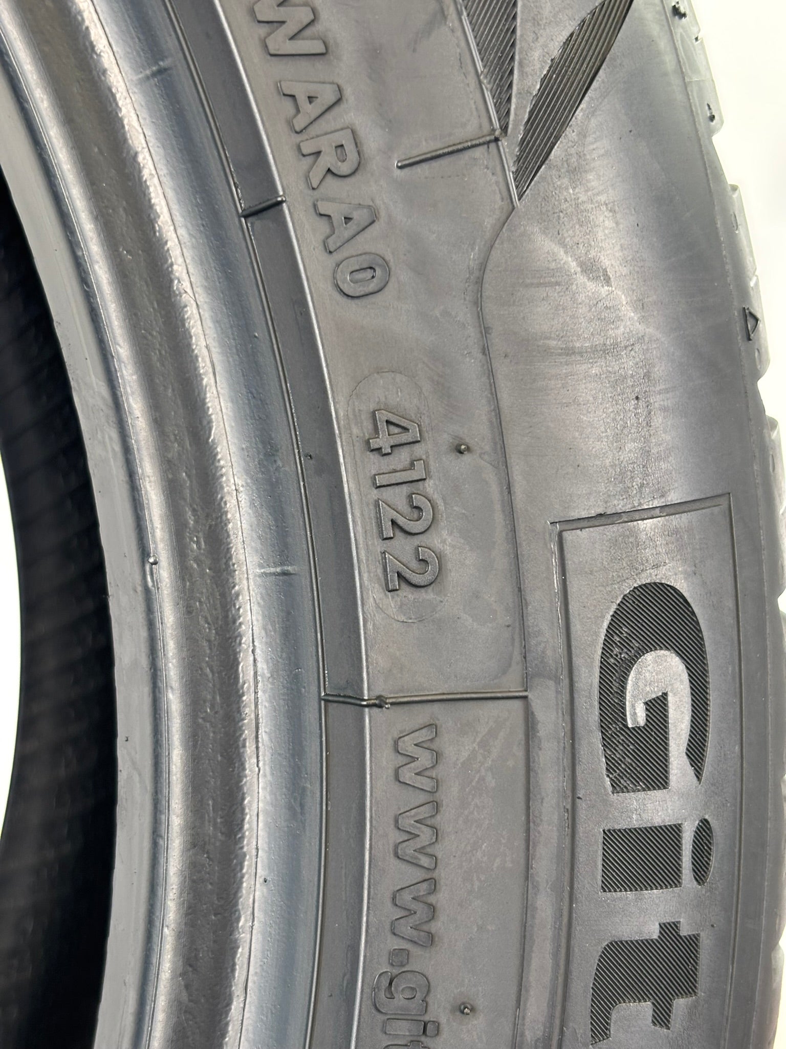215 50 R17 9W XL Giti 4Stagioni M+S