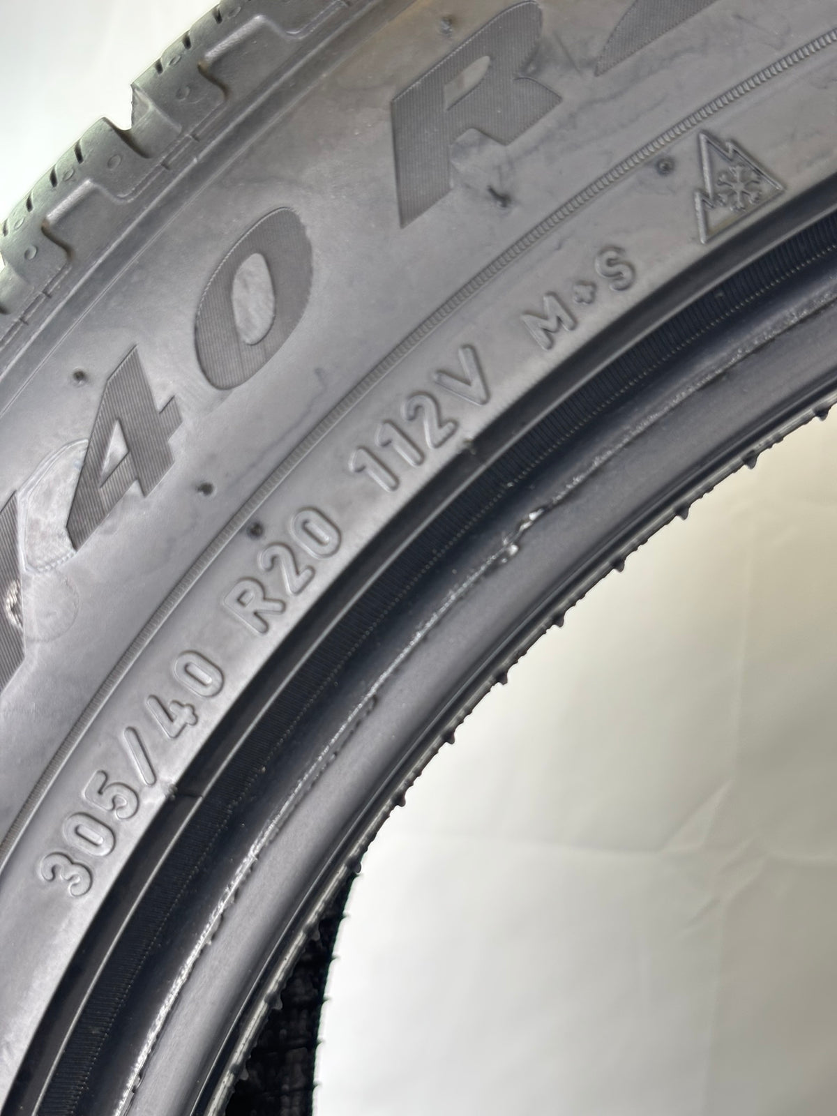305 40 R20 112V Pirelli Scorpion Winter M+S RFT