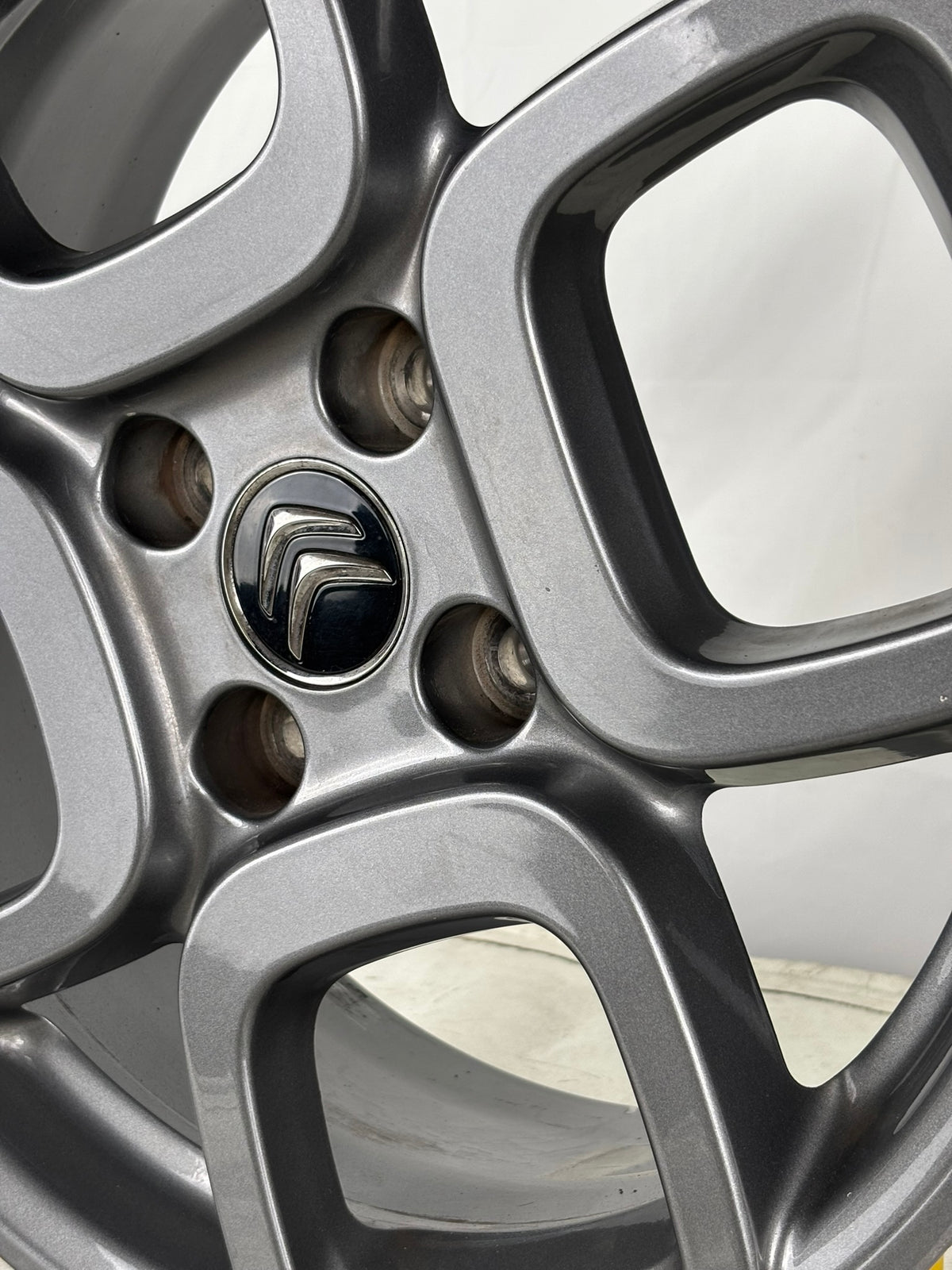 1 Cerchio in lega da 16" Citroen C4 Cactus