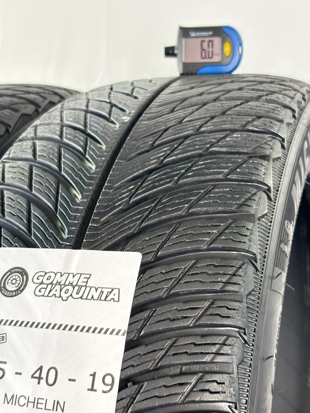 Pneumatici usati 235 40 r19 96w Gomme Invernali 2 PZ Michelin Batt 6mm Dot 2021
