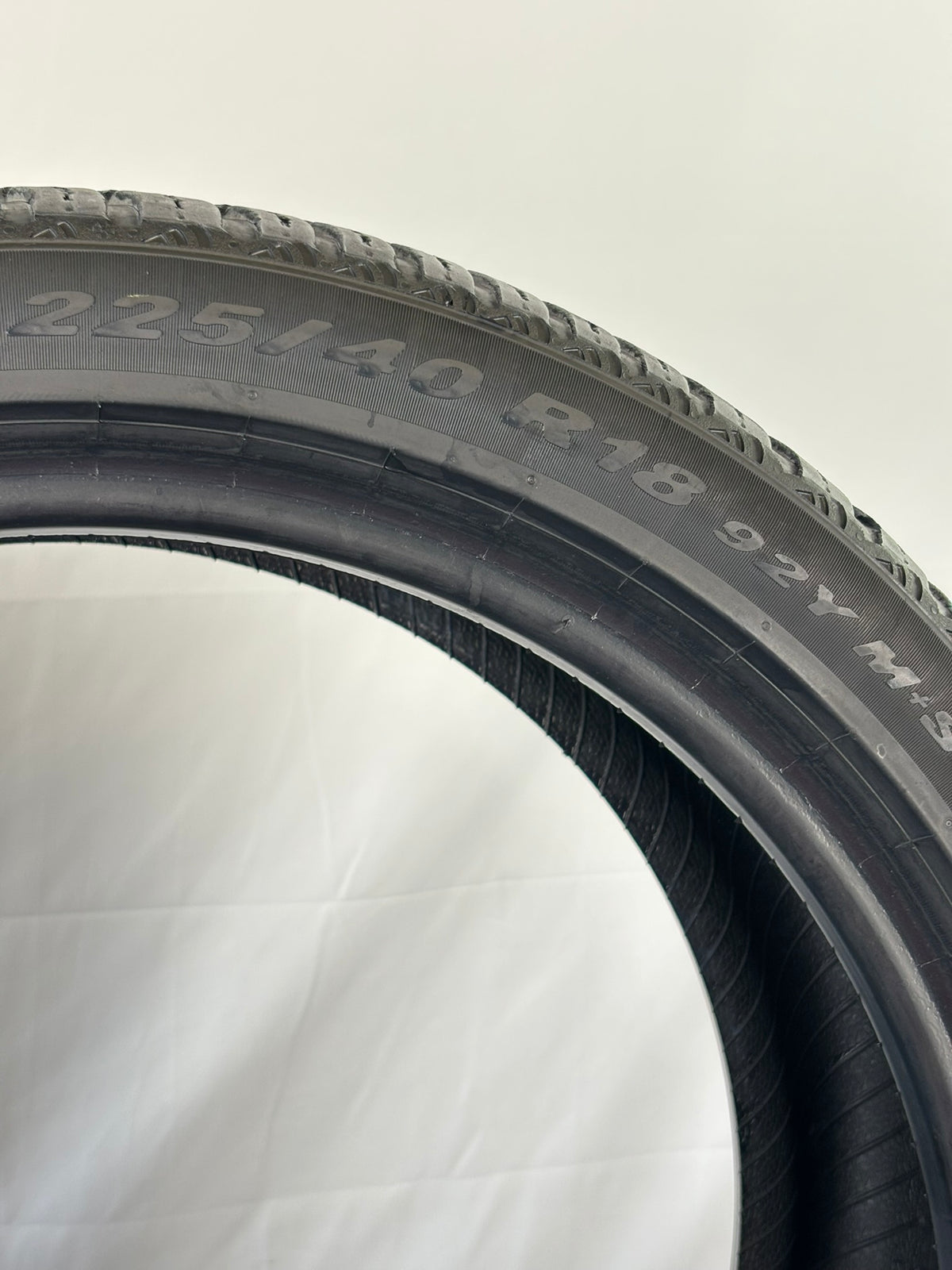 Pneumatici usati 225 40 r18 92y Gomme 4 Stagioni 2 PZ Pirelli Batt 5,4mm Dot 25