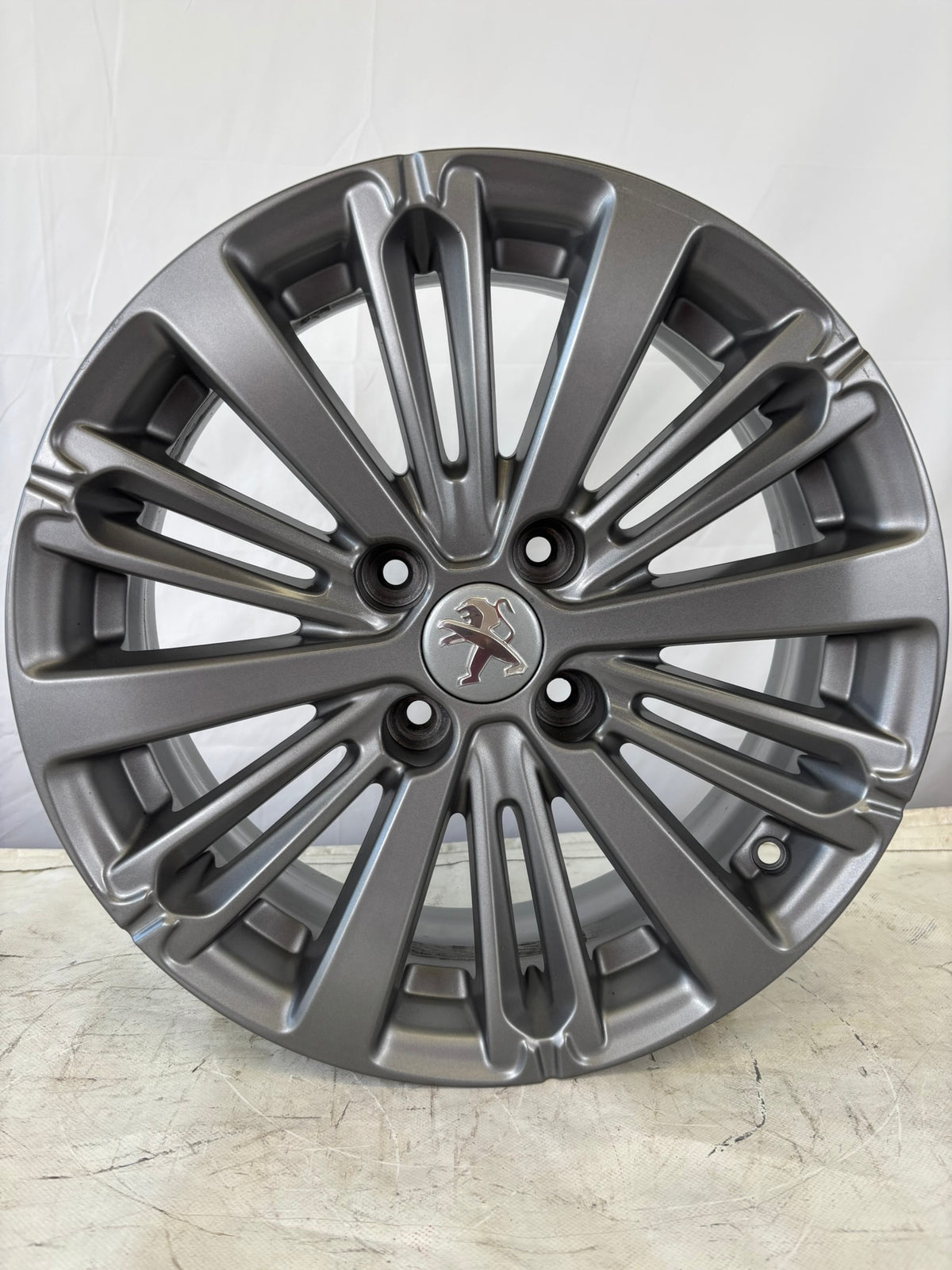 4 Cerchi in lega Peugeot 208-2008 da 16"