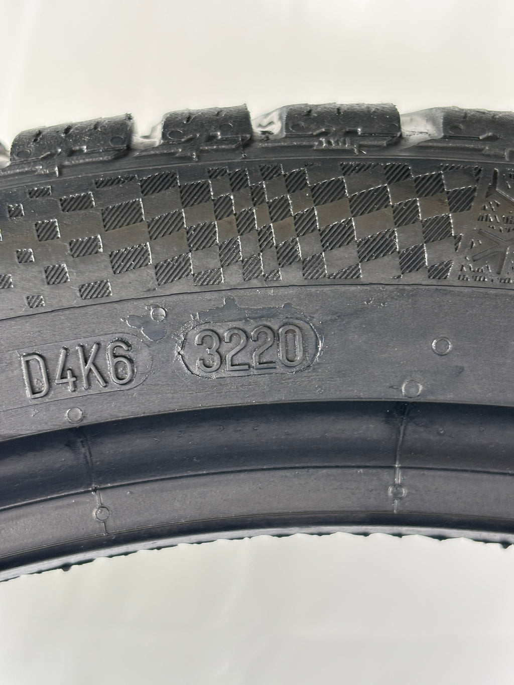Pneumatici usati 275 35 r21 103w Gomme Invernali 2 PZ Continental Batt 6mm Dot 20
