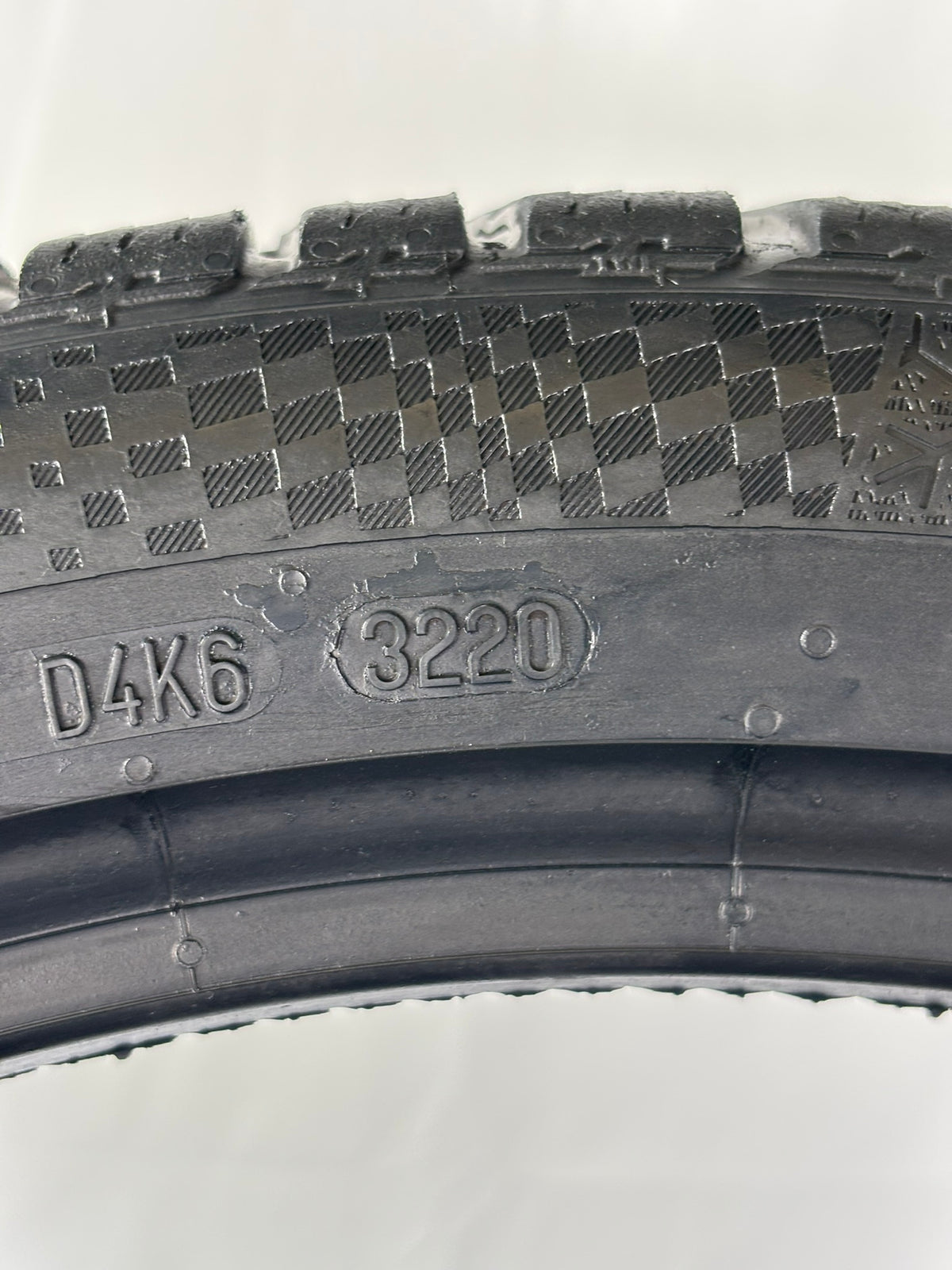 Pneumatici usati 275 35 r21 103w Gomme Invernali 2 PZ Continental Batt 6mm Dot 20