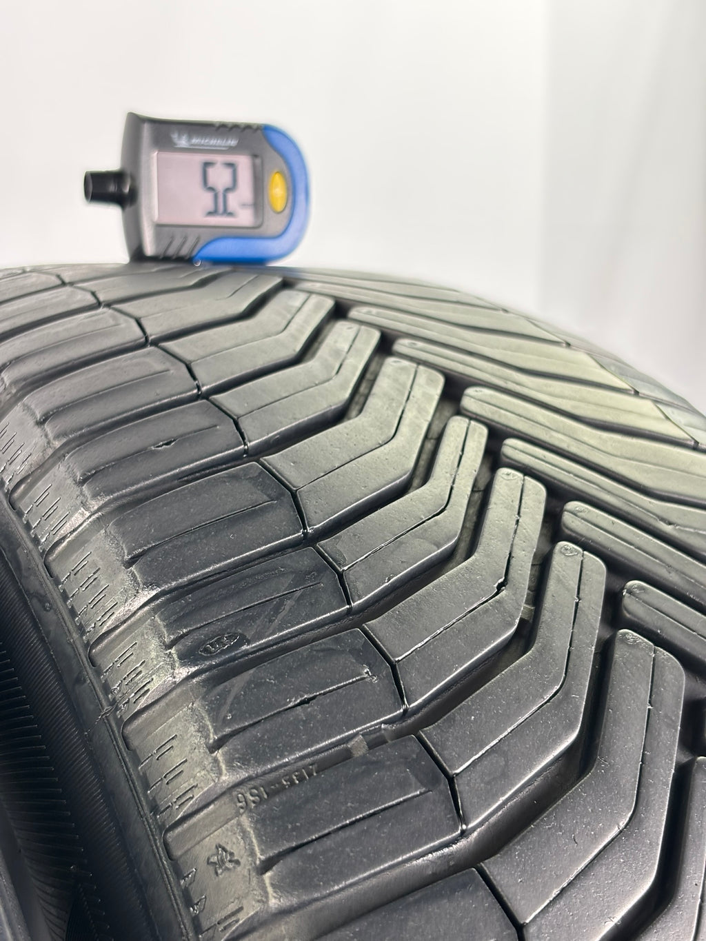 Pneumatici usati 225 55 r16 99w Gomme 4 Stagioni 2 PZ Michelin Batt 5,2mm Dot 17