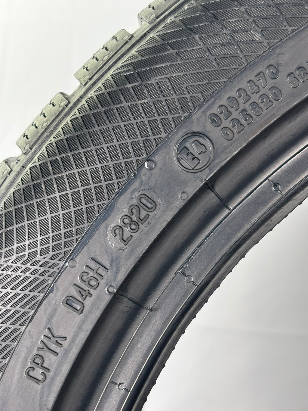 Pneumatici usati 215 50 r18 92v Gomme Invernali 2 PZ Continental Batt5,7mm Dot20