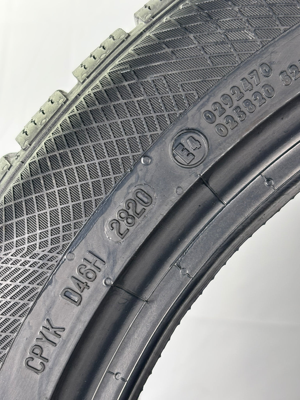 Pneumatici usati 215 50 r18 92v Gomme Invernali 2 PZ Continental Batt5,7mm Dot20