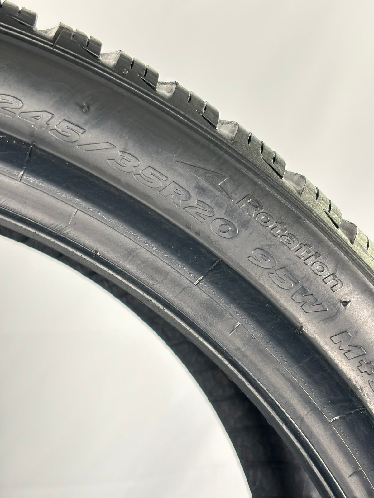 Pneumatici usati 245 35 r20 95w Gomme Invernali 2 PZ Hankook Batt 6,4mm Dot 23