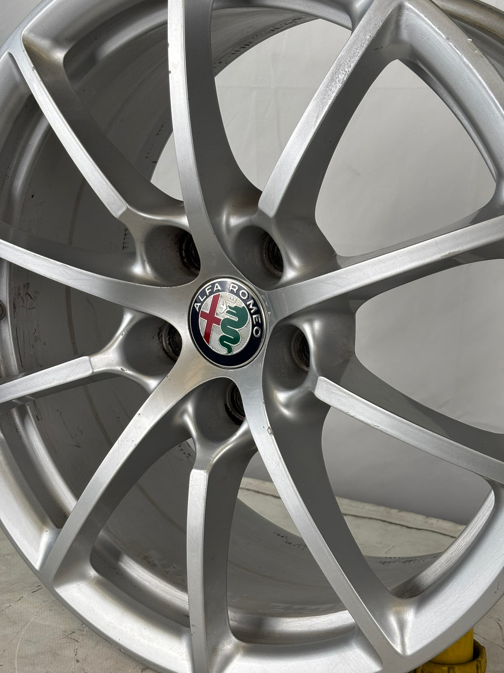 2 Cerchi in lega Alfa Romeo Giulia da 17"