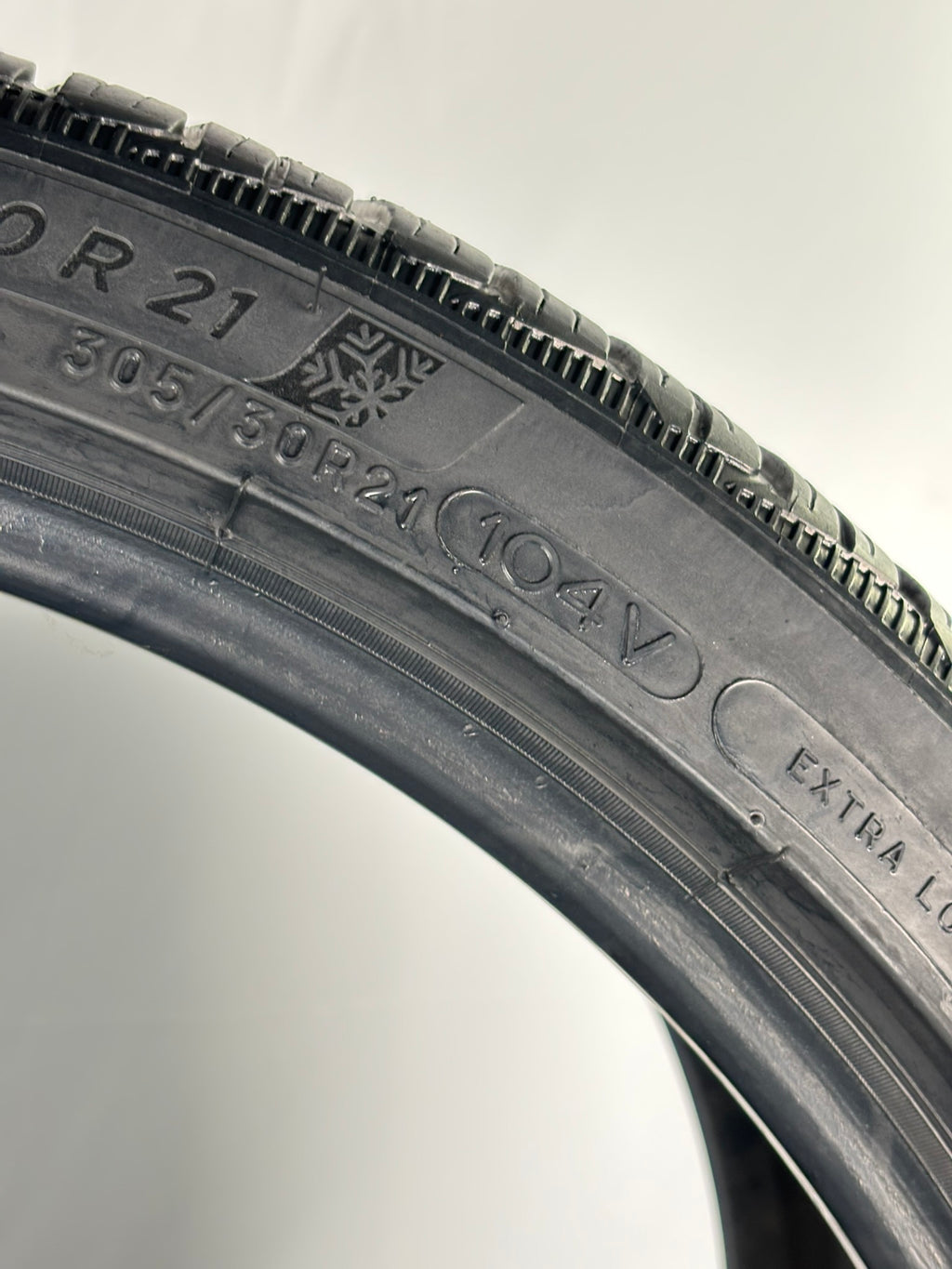 Pneumatici usati 305 30 r21 104v Gomme Invernali 2 PZ Michelin Batt 5mm Dot 22