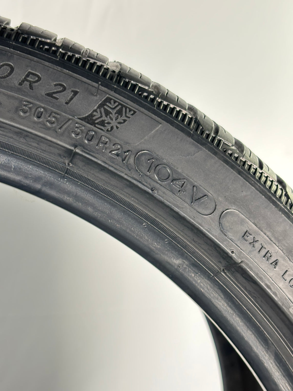 Pneumatici usati 305 30 r21 104v Gomme Invernali 2 PZ Michelin Batt 5mm Dot 22