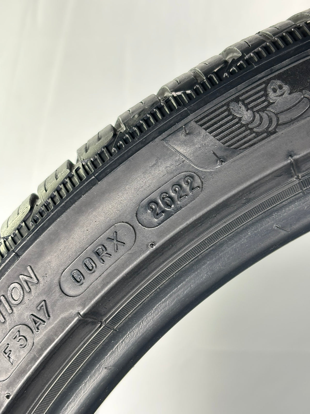 Pneumatici usati 305 30 r21 104v Gomme Invernali 2 PZ Michelin Batt 5mm Dot 22
