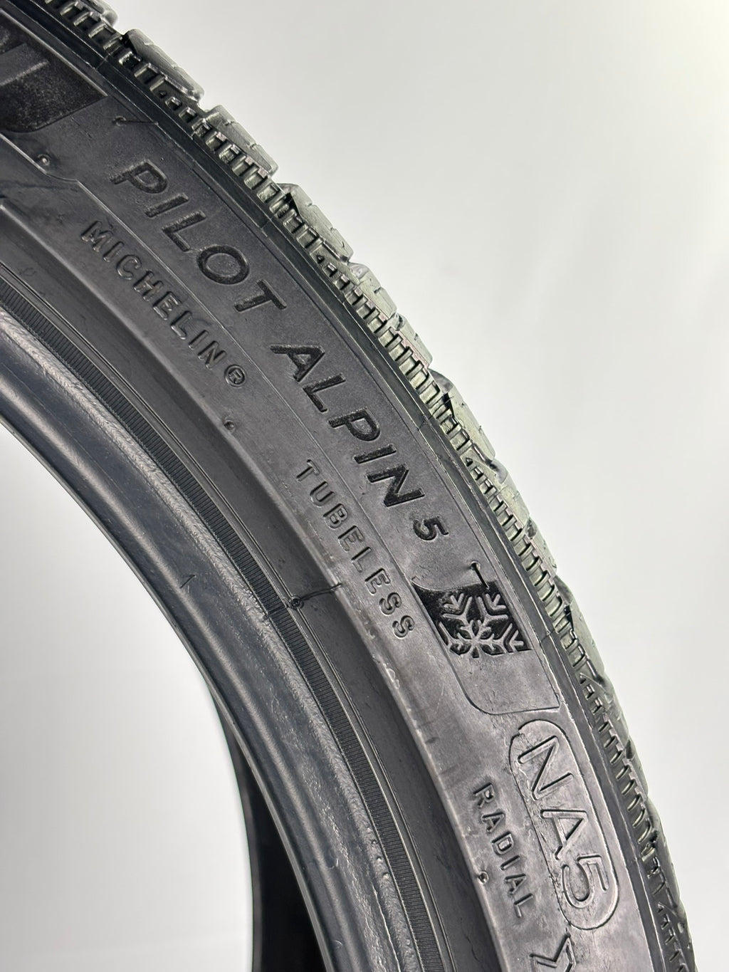 Pneumatici usati 305 30 r21 104v Gomme Invernali 2 PZ Michelin Batt 5mm Dot 22