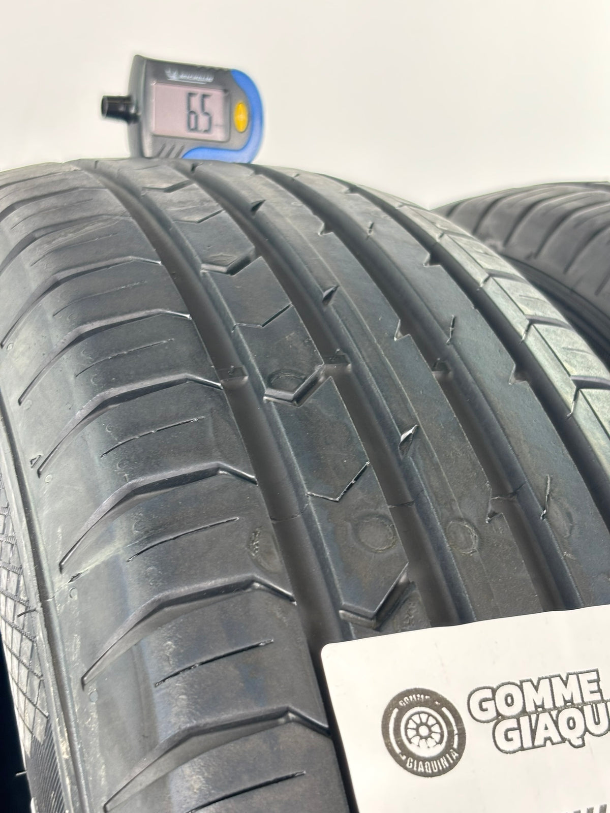 Pneumatici usati 215 65 r16 102v Gomme Estive 2 PZ Momo Batt 6,5mm Dot 25