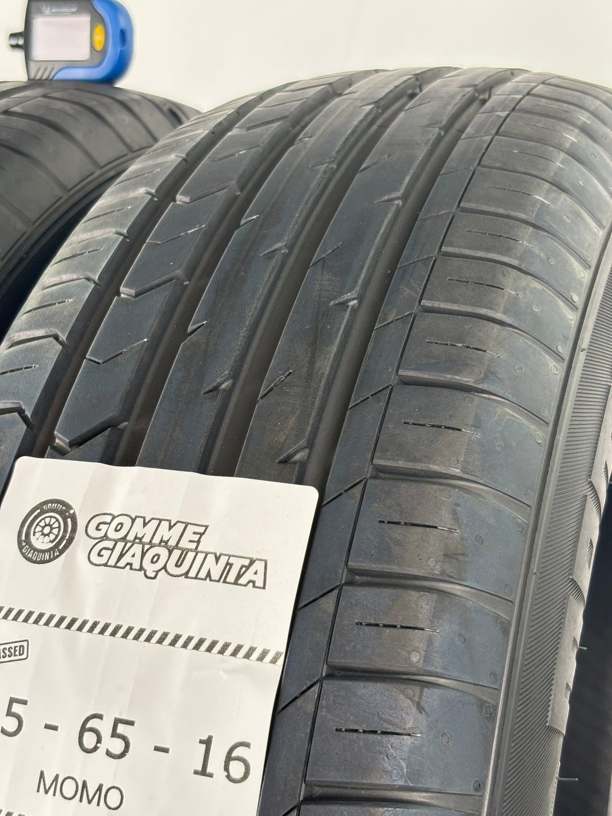 Pneumatici usati 215 65 r16 102v Gomme Estive 2 PZ Momo Batt 6,5mm Dot 25