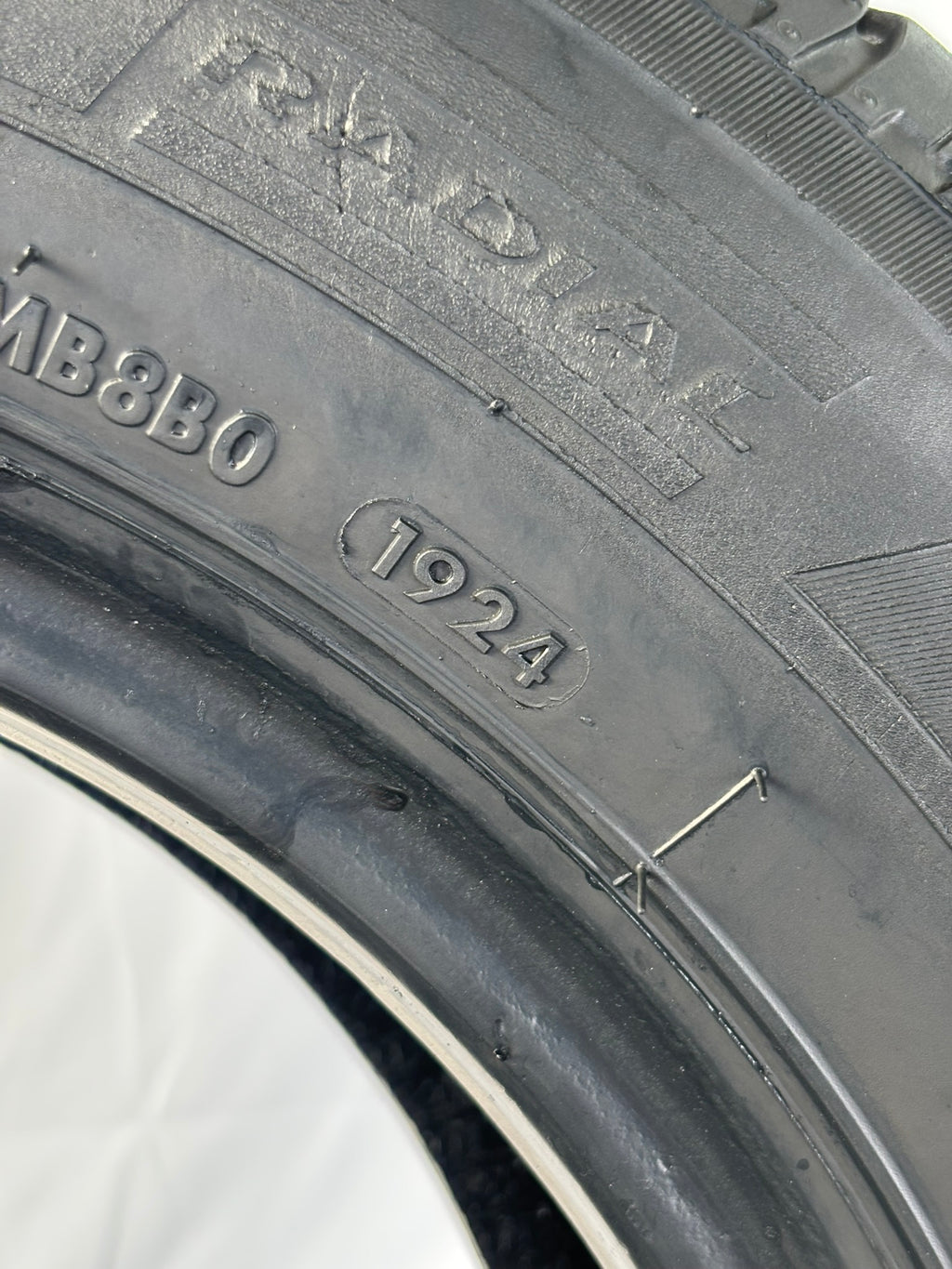 Pneumatici usati 195 70 r15 104r Gomme Estive 2 PZ Gt-radial Batt 8,5mm Dot 24