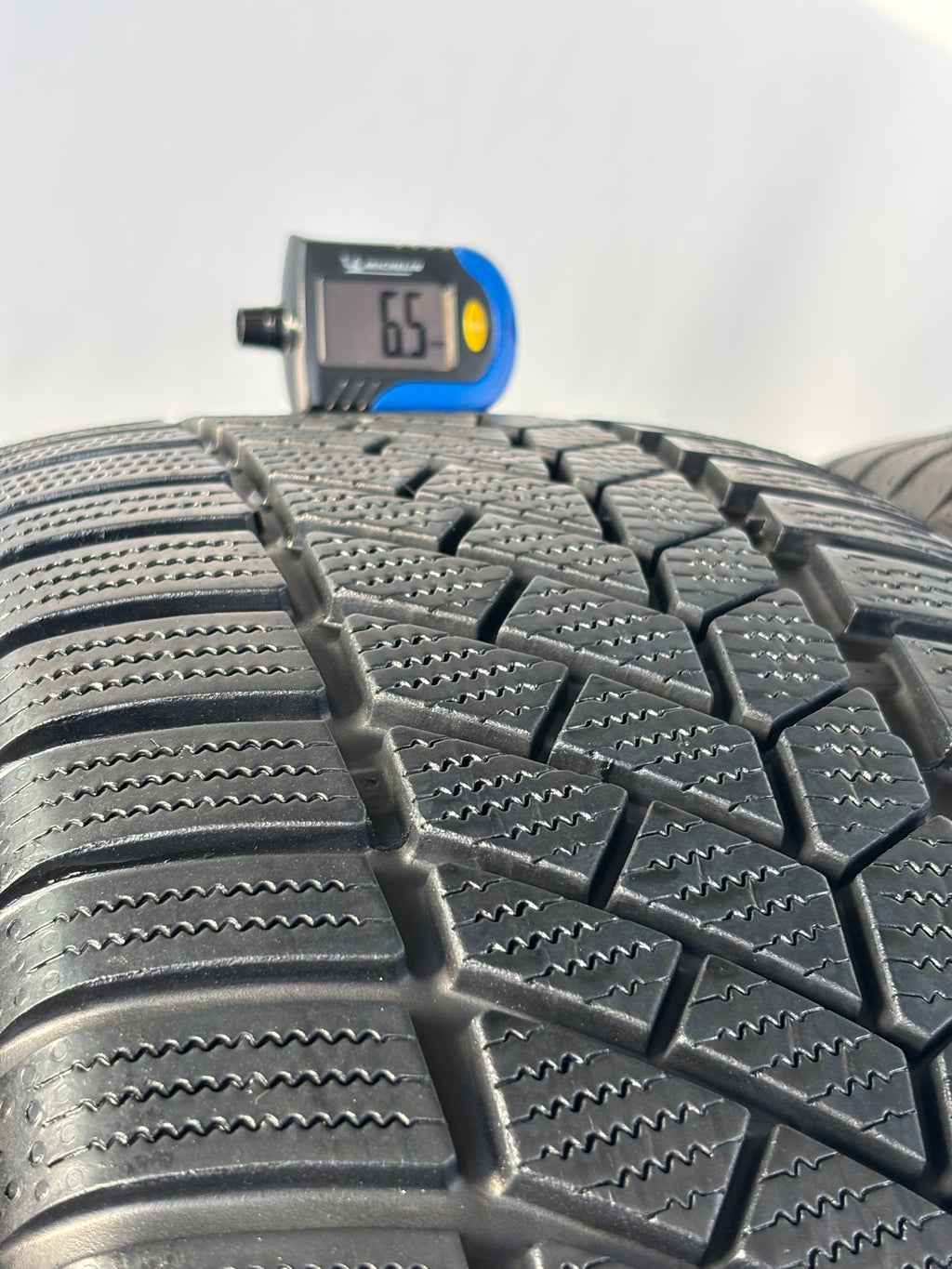 Pneumatici usati 225 55 r16 95h Gomme Invernali 4 PZ Continental Dot18