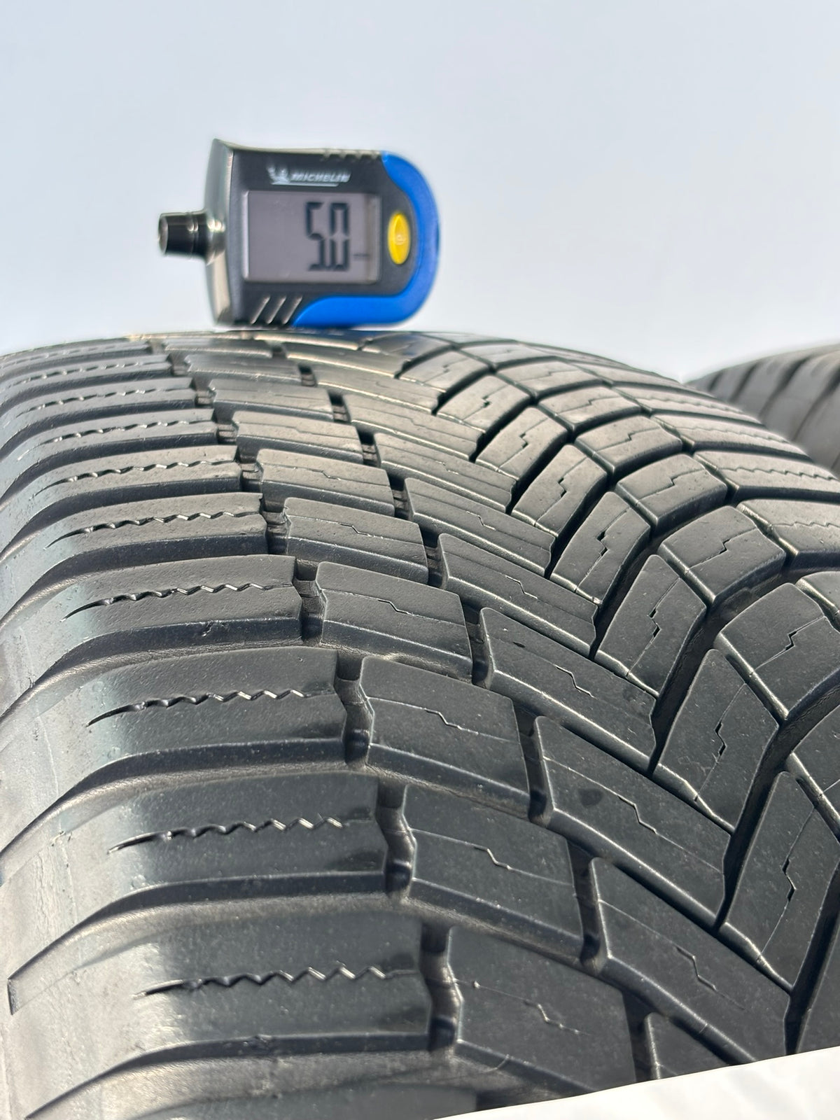Pneumatici usati 215 70 r16 100h Gomme Invernali 2 PZ Bridgestone Dot21