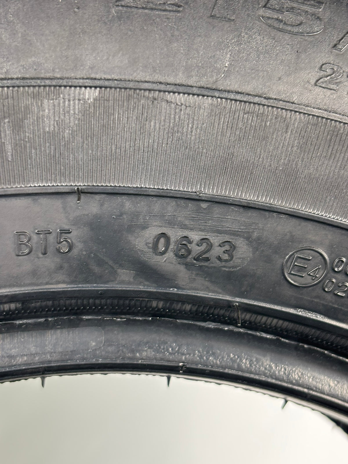 Pneumatici usati 215 70 r15 105r Gomme Estive 2 PZ Roadmarch Batt 7,0mm Dot 24