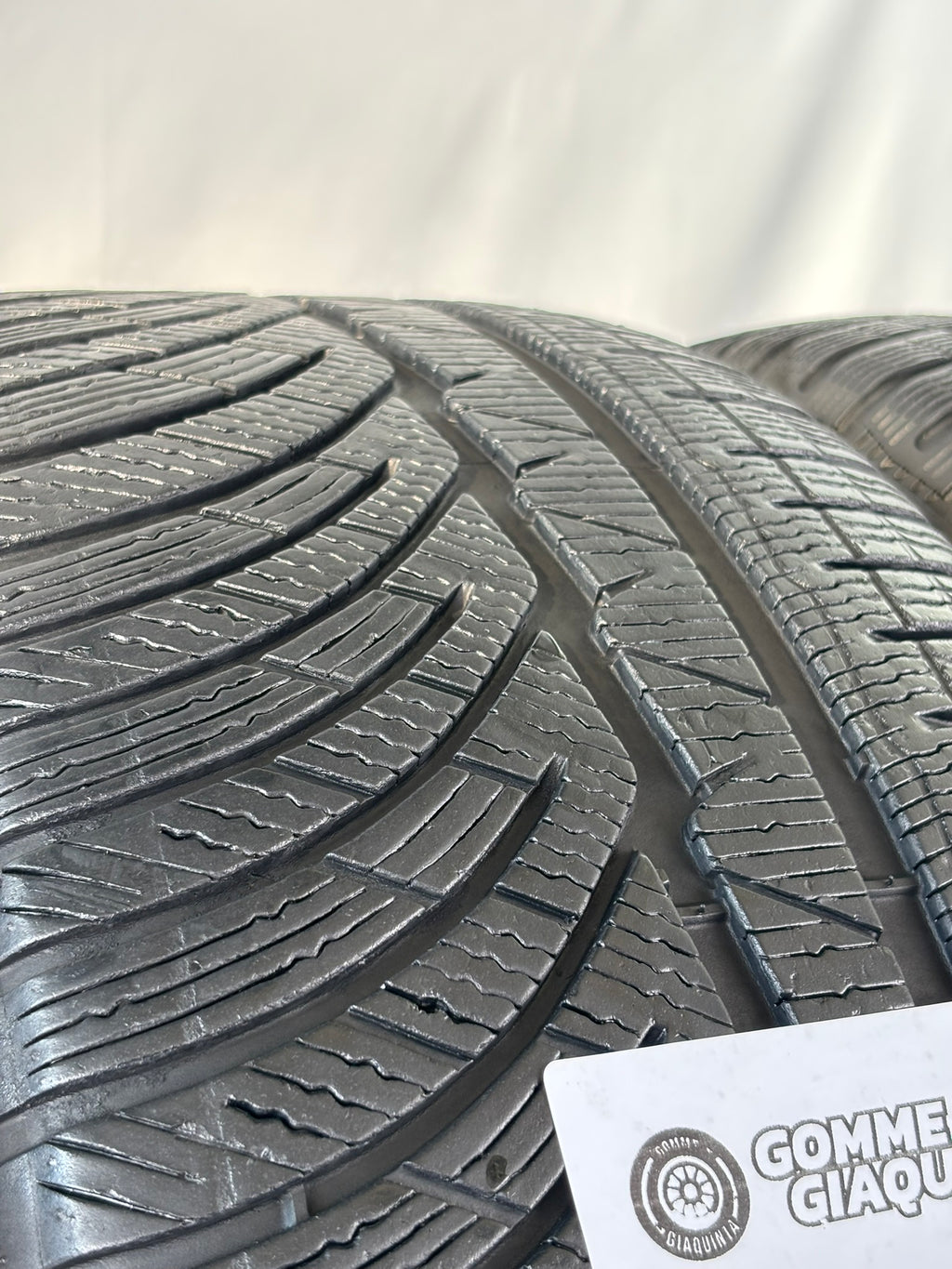 Pneumatici usati 245 50 r18 100h Gomme Invernali 4 PZ Michelin Batt 4,8mm Dot 18