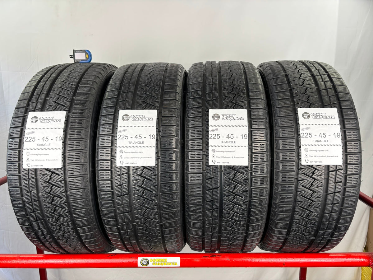 Pneumatici usati 225 45 r19 96V Gomme Invernale 4 PZ Triangle Batt 6,7mm Dot 20
