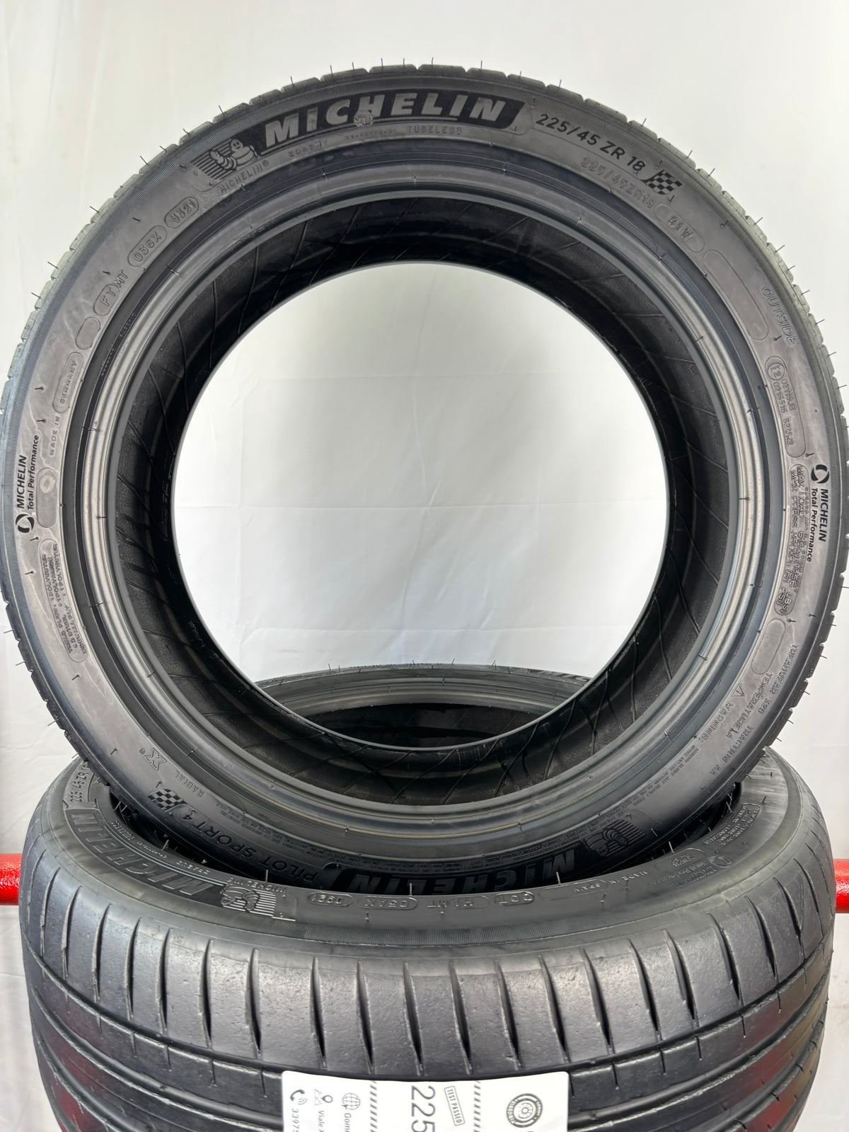 Pneumatici usati 225 45 r18 91W Gomme Estivo 2 PZ Michelin Batt 6,0mm Dot 21