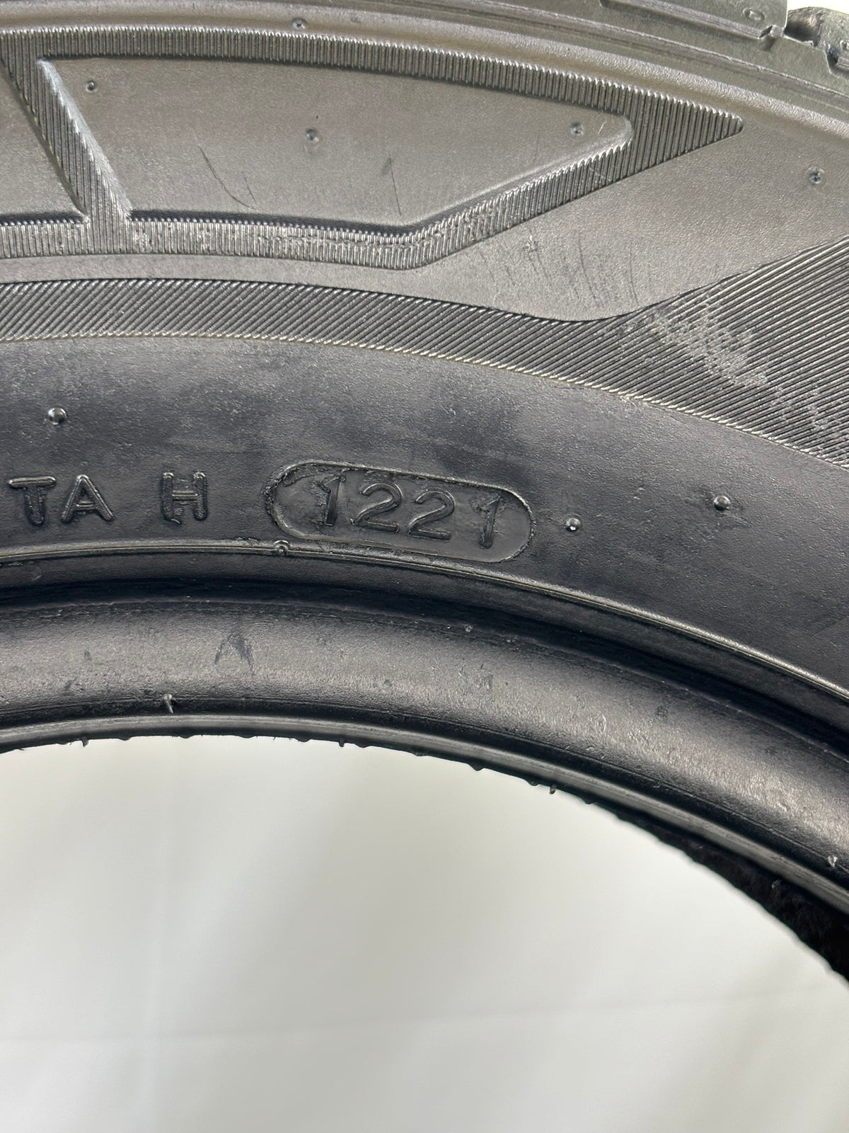 Pneumatici usati 175 70 r14 95T Gomme Estivo 4 PZ Hankook Batt 6,7mm Dot 21