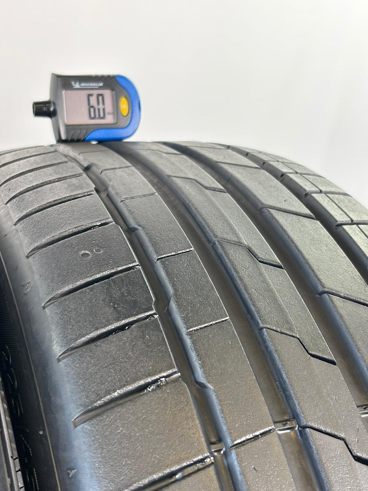 Pneumatici usati 225 45 r19 96W Gomme Estivo 2 PZ Hankook Batt 6,0mm Dot 19