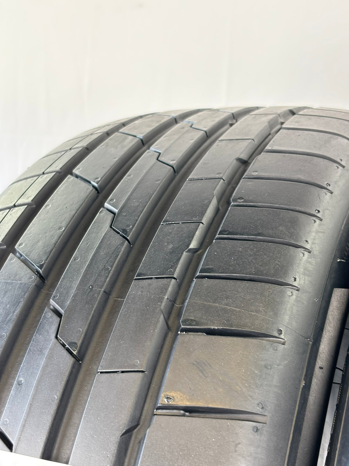 Pneumatici usati 225 45 r19 96W Gomme Estivo 2 PZ Hankook Batt 6,0mm Dot 19