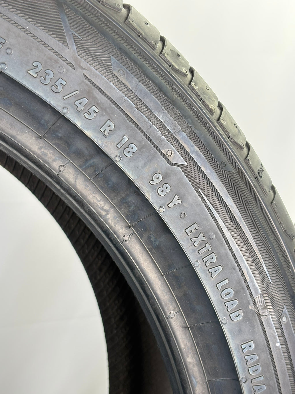 Pneumatici usati 235 45 r18 98Y Gomme Estivo 4 PZ Matador Batt 6,3mm Dot 24