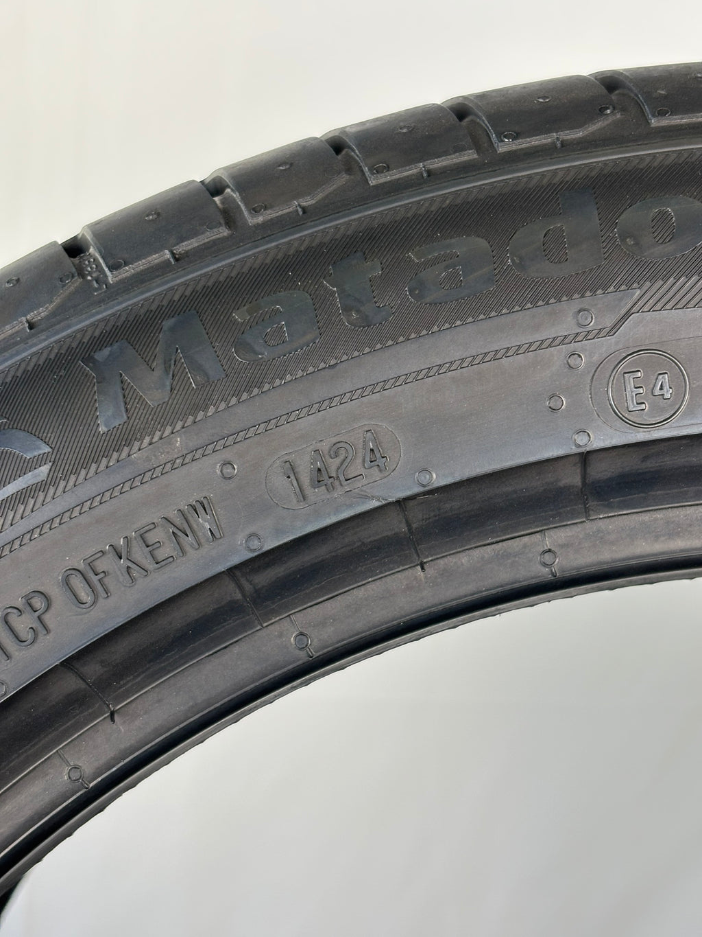 Pneumatici usati 235 45 r18 98Y Gomme Estivo 4 PZ Matador Batt 6,3mm Dot 24