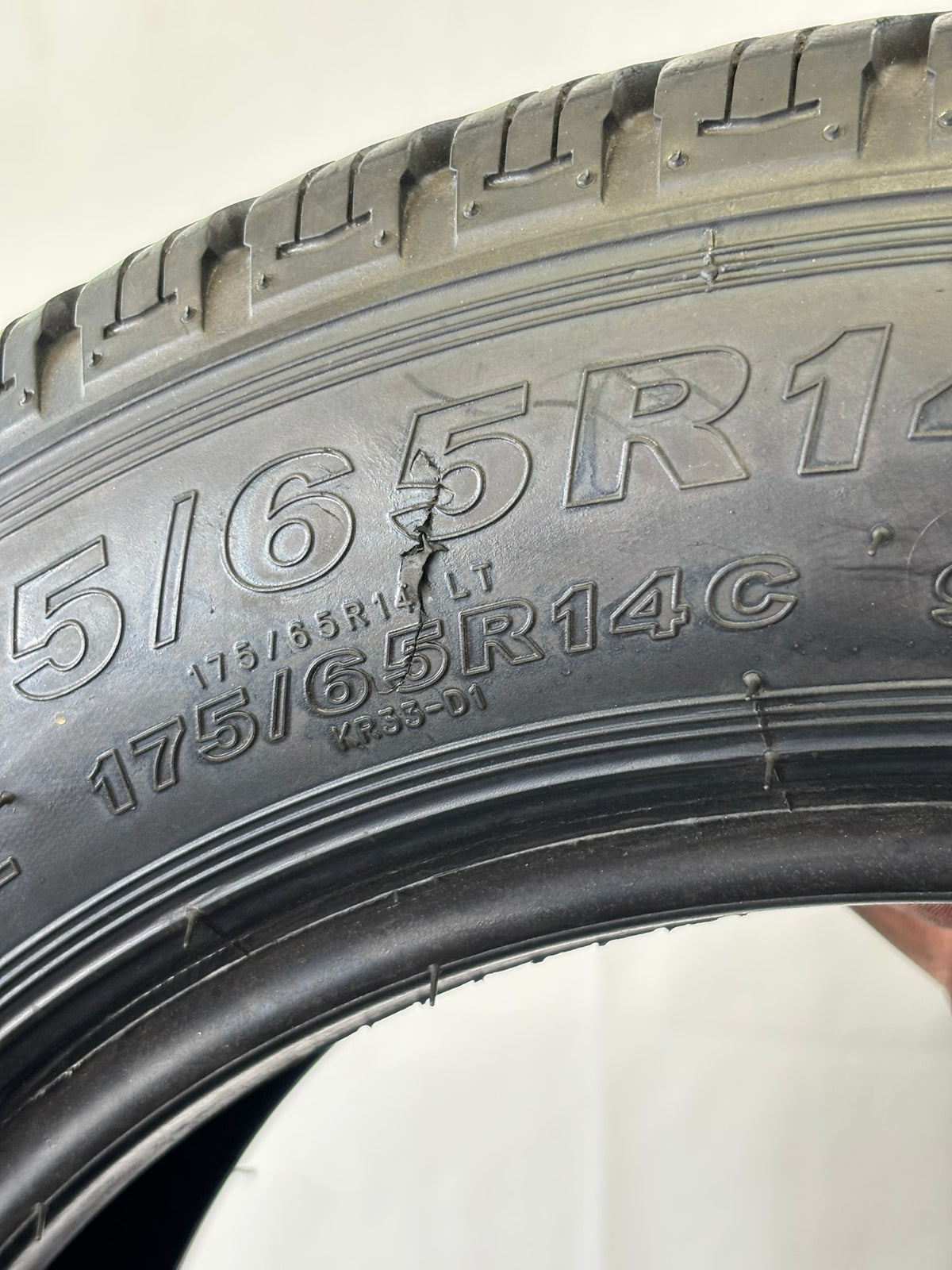 Pneumatici usati 175 65 r14C 90T Gomme Estivo 2 PZ Kenda Batt 6,6mm Dot 21