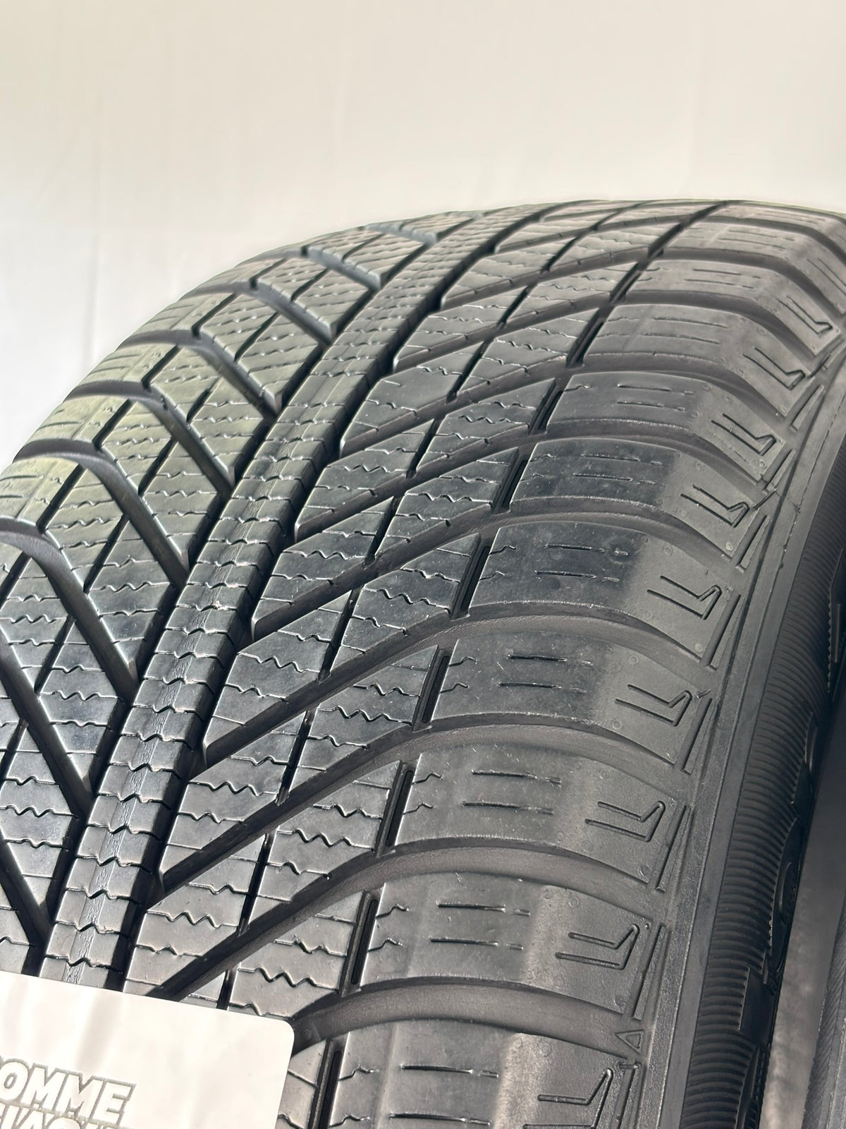 Pneumatici usati 215 60 r16 95V Gomme 4-stagioni 2 PZ Good-year Batt 6,2mm Dot22