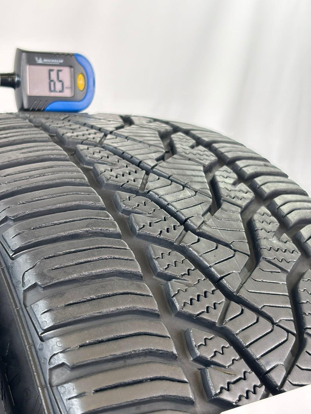 Pneumatici usati 225 45 r17 94V Gomme 4-stagioni 2 PZ Barum Batt 6,5mm Dot 23