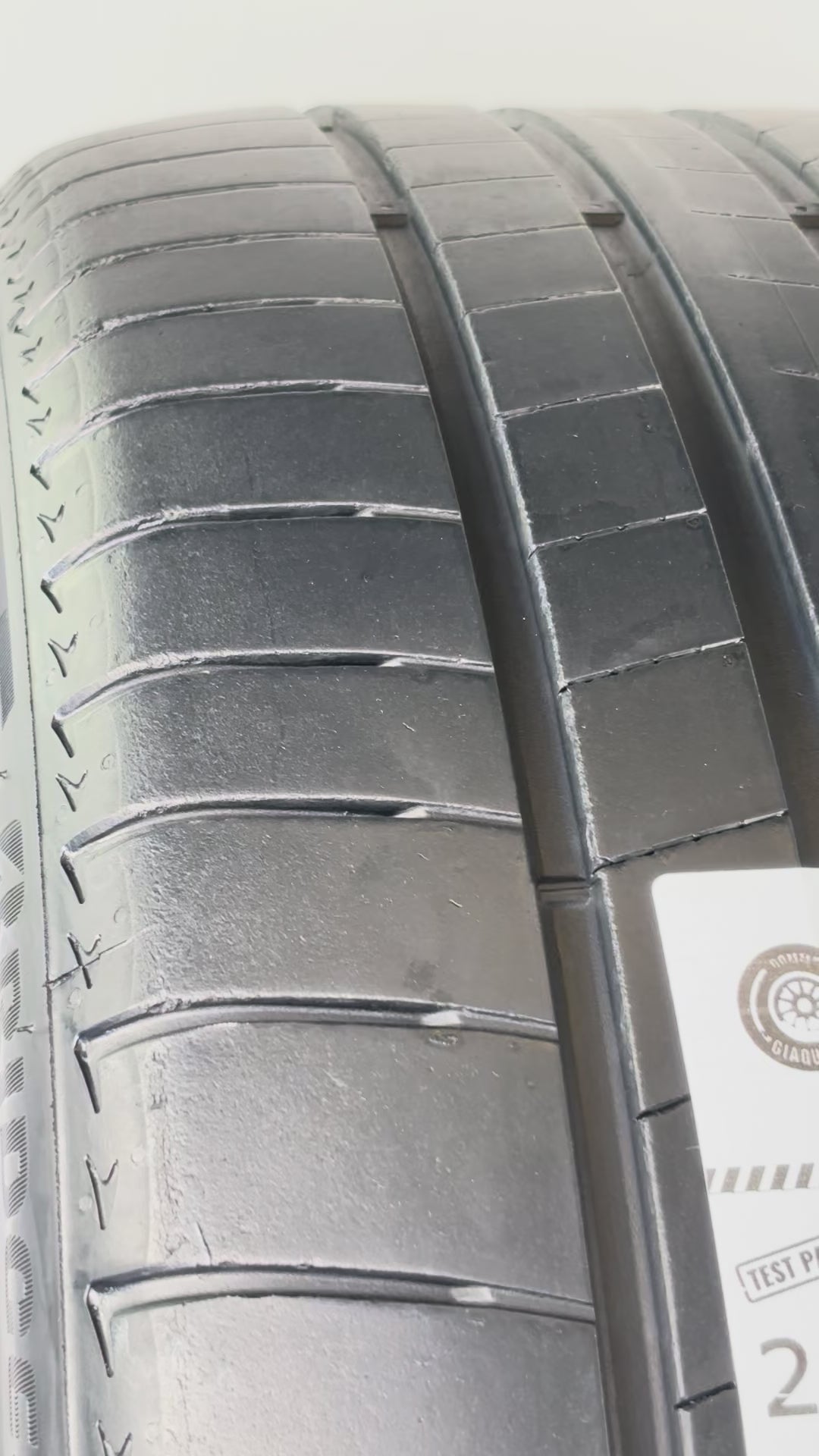 Pneumatici usati 285 35 r22 106y Gomme Estive 2 PZ Bridgestone Battis 5mm Dot 23 AO