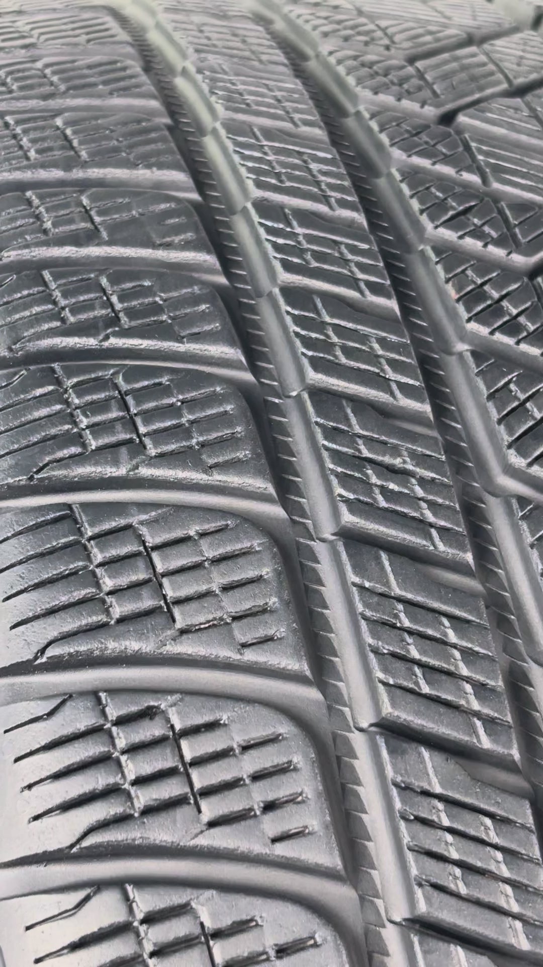 275/35 R22 104V Pirelli Scorpion Winter M+S